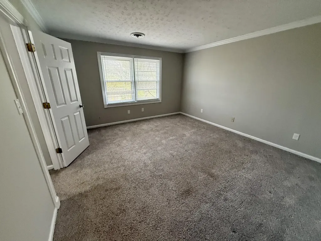 882 Jairus Drive Lexington KY 40515