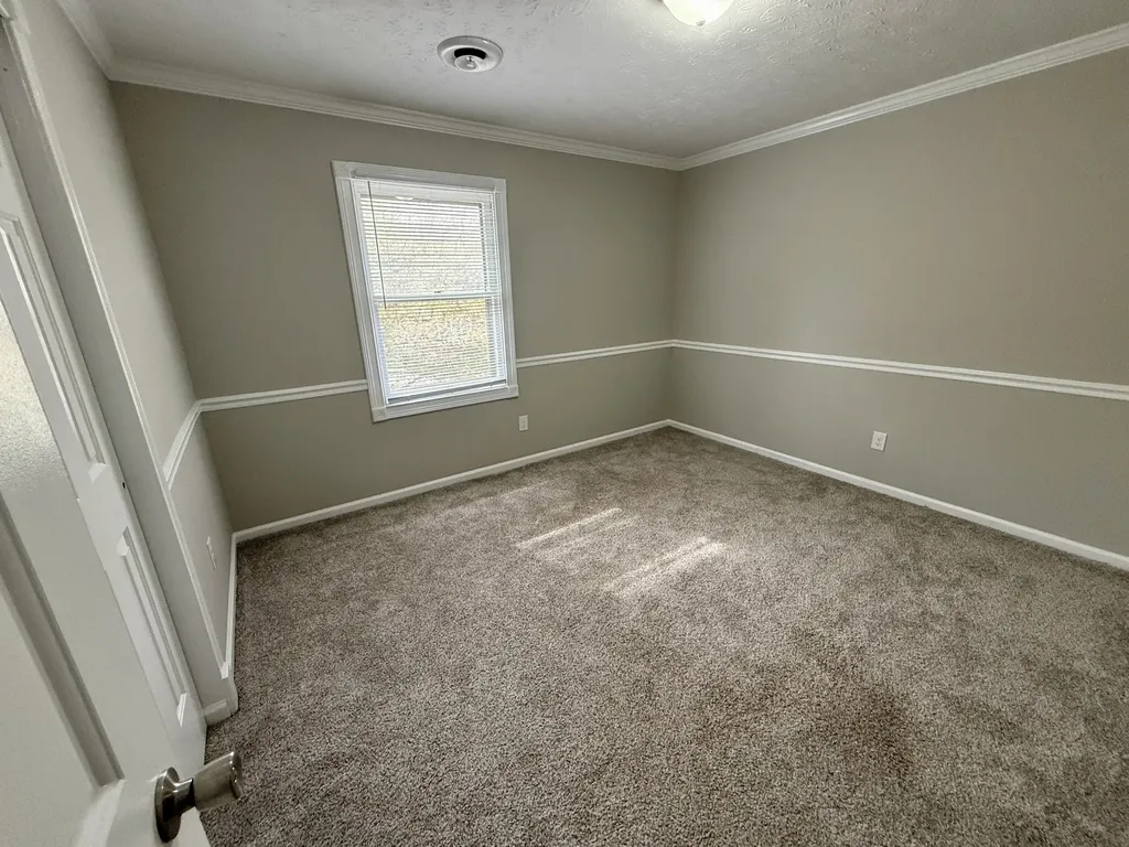 882 Jairus Drive Lexington KY 40515