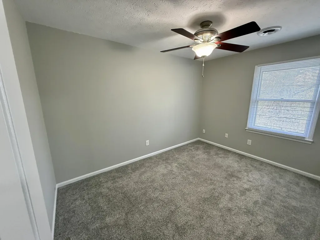 882 Jairus Drive Lexington KY 40515