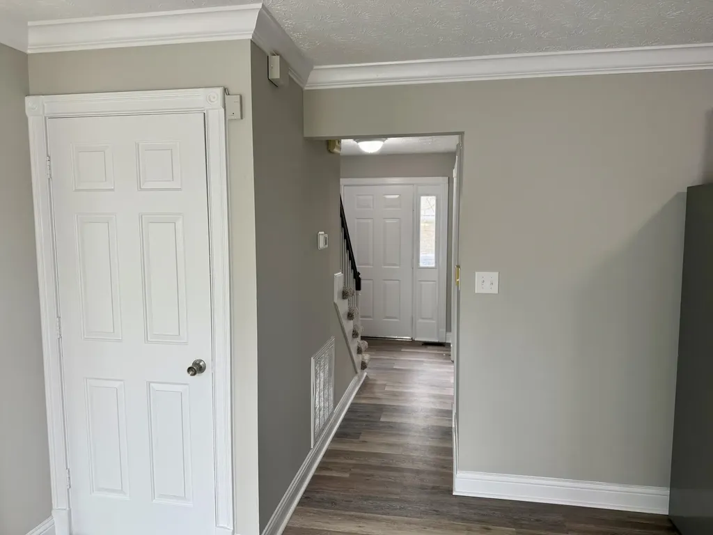882 Jairus Drive Lexington KY 40515