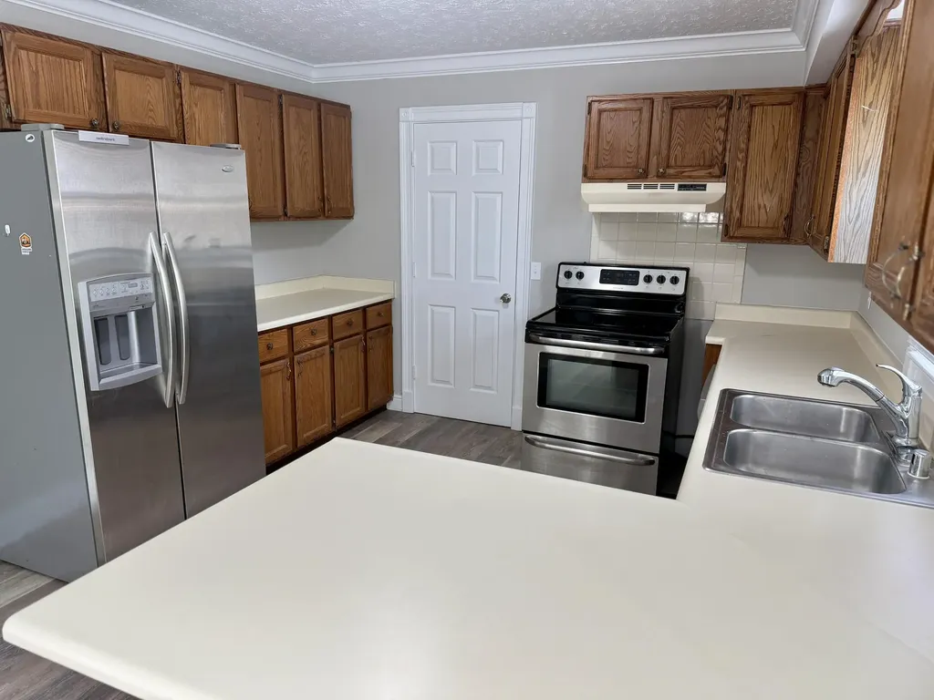 882 Jairus Drive Lexington KY 40515