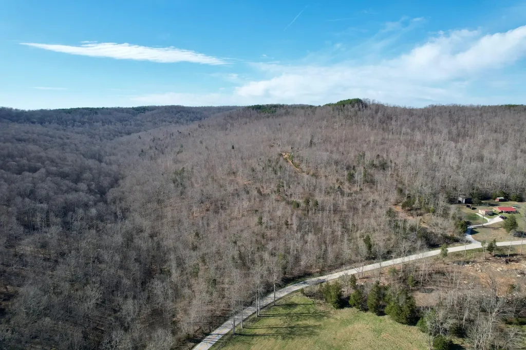 1330 Kentucky 790 Monticello KY 42633
