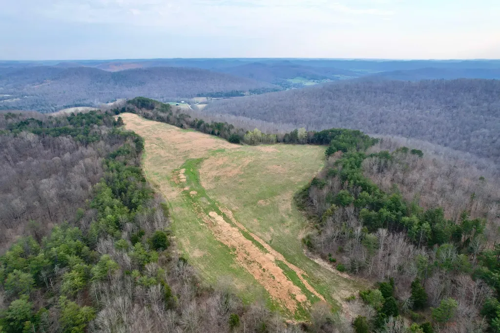 1330 Kentucky 790 Monticello KY 42633