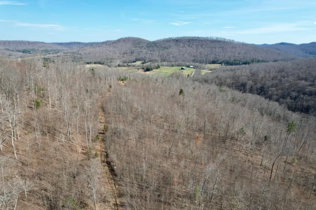 1330 Kentucky 790 Monticello KY 42633