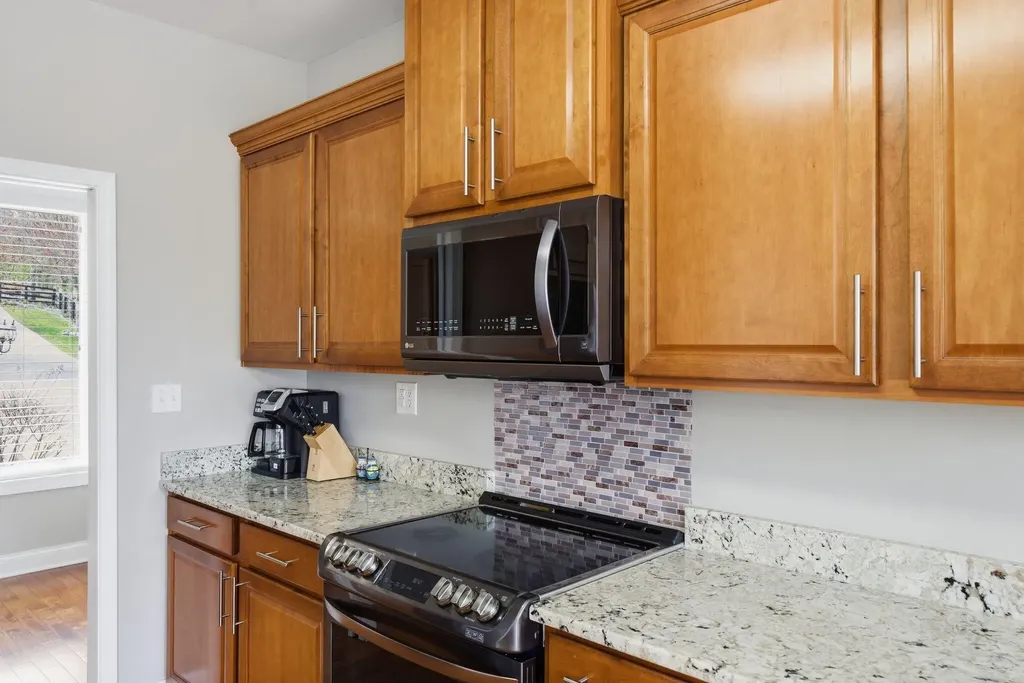 866 Donmar Drive Lancaster KY 40444