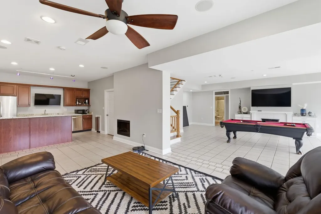866 Donmar Drive Lancaster KY 40444