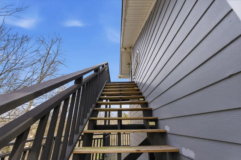 866 Donmar Drive Lancaster KY 40444