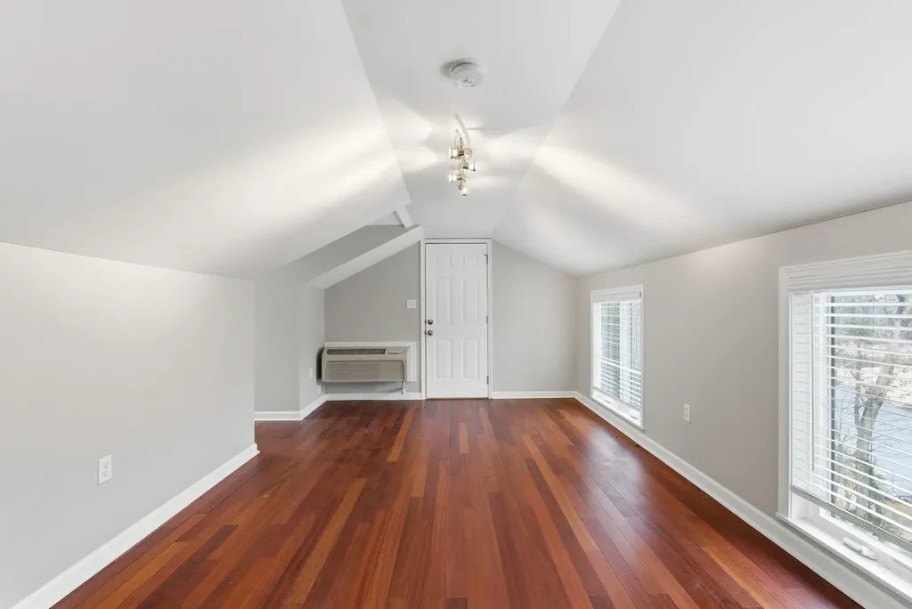 866 Donmar Drive Lancaster KY 40444