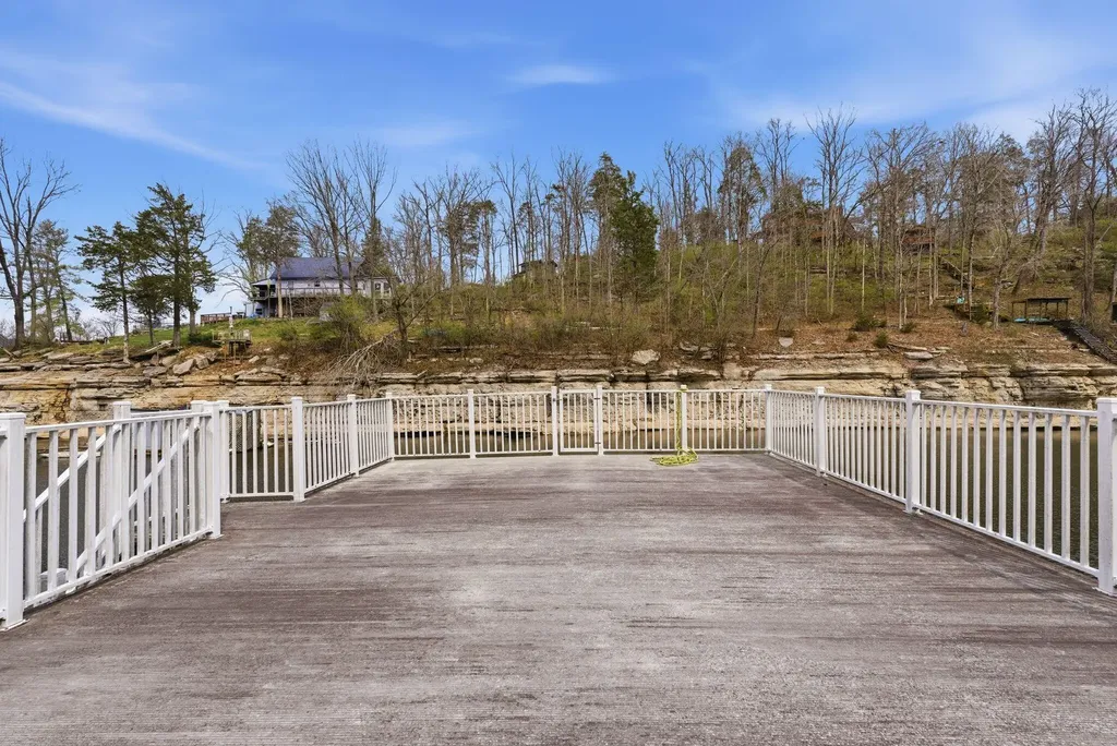 866 Donmar Drive Lancaster KY 40444