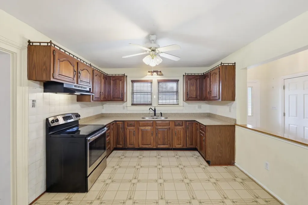 2665 Paris Pike Lexington KY 40511