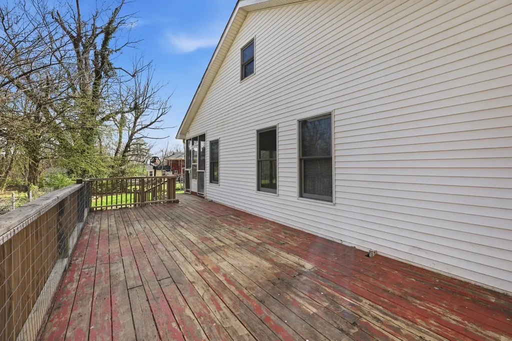2665 Paris Pike Lexington KY 40511