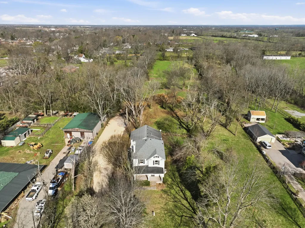 2665 Paris Pike Lexington KY 40511