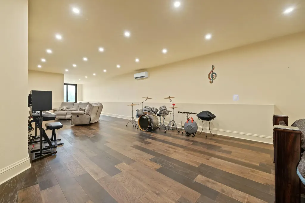 406 Halcomb Lane Paint Lick KY 40461