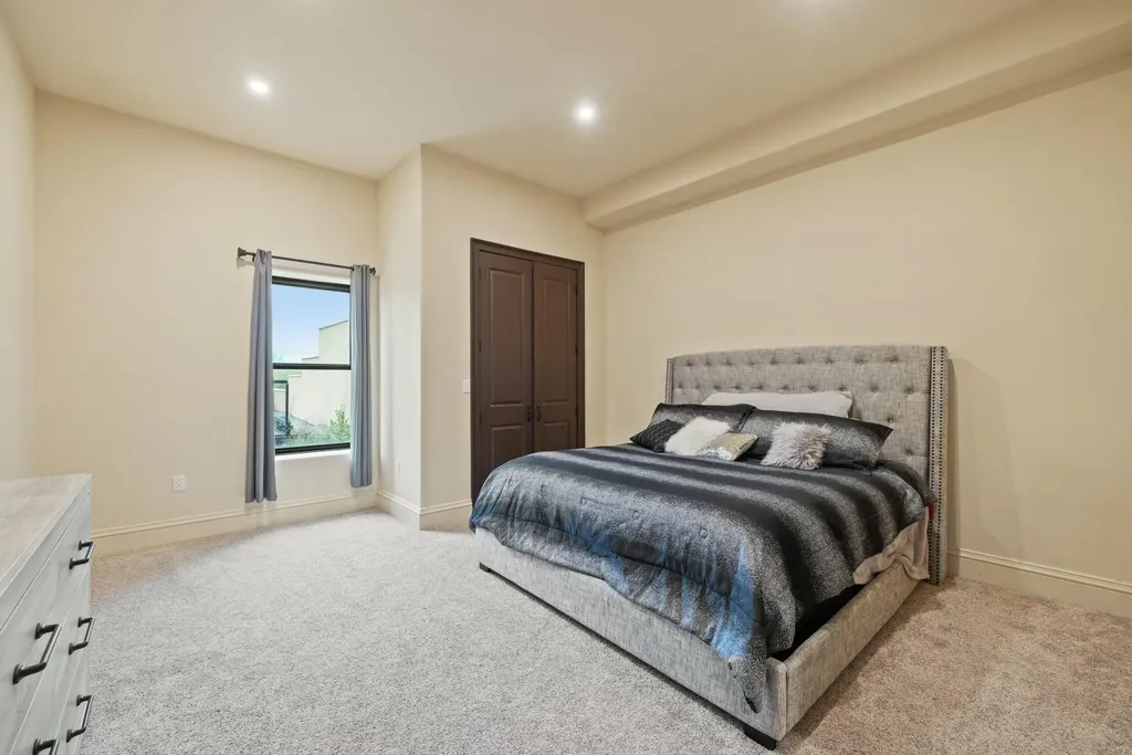 406 Halcomb Lane Paint Lick KY 40461