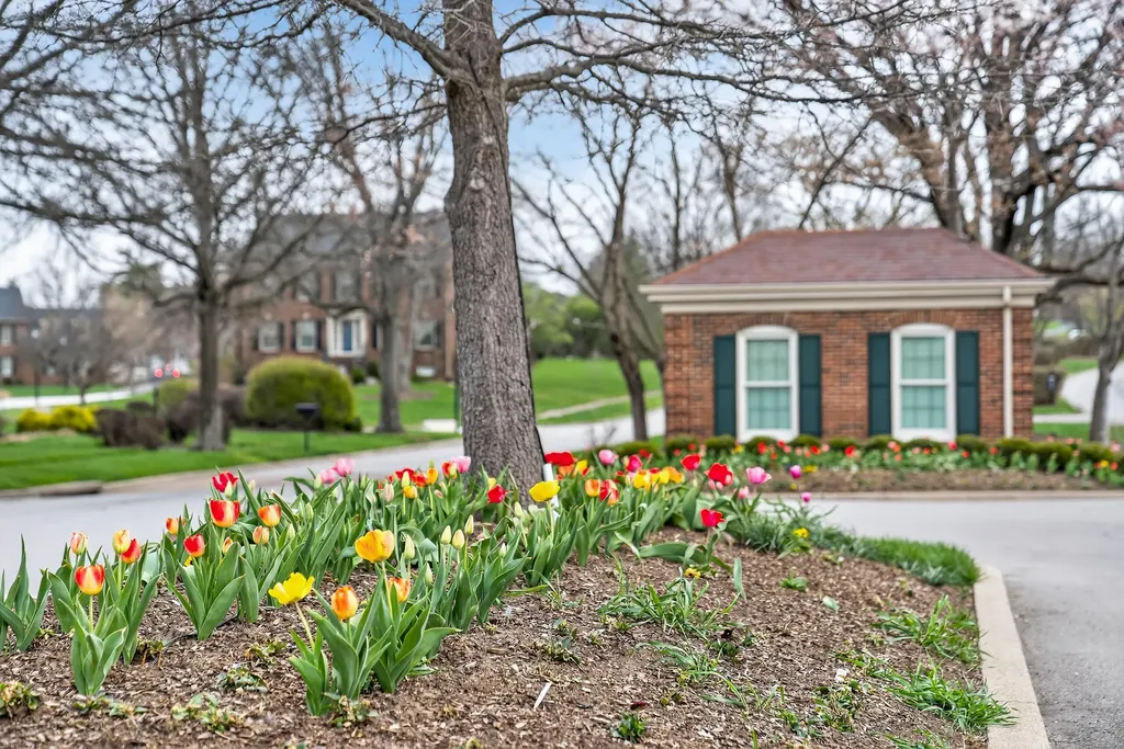 4978 Hartland Parkway Lexington KY 40515