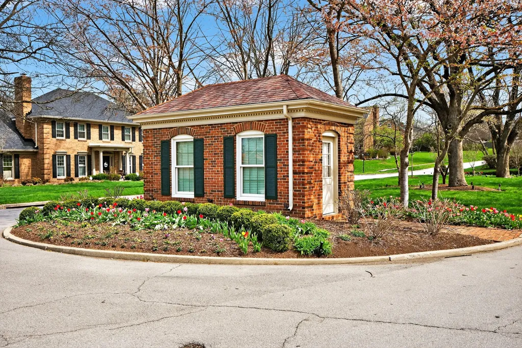 4978 Hartland Parkway Lexington KY 40515