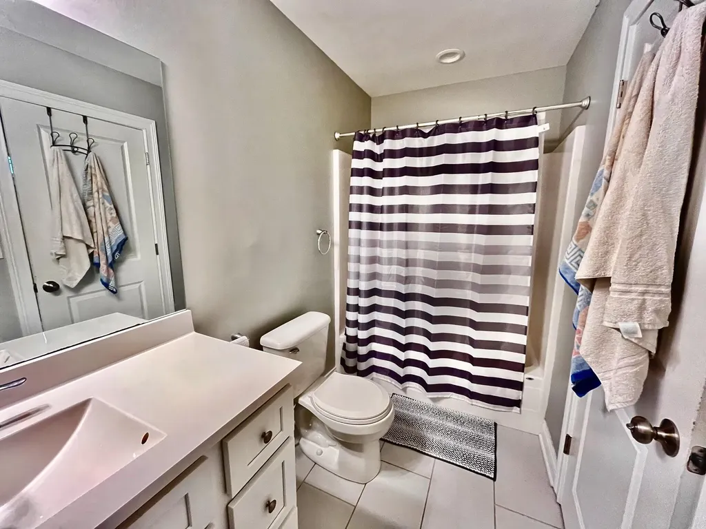 241 Devonia Avenue Lexington KY 40505