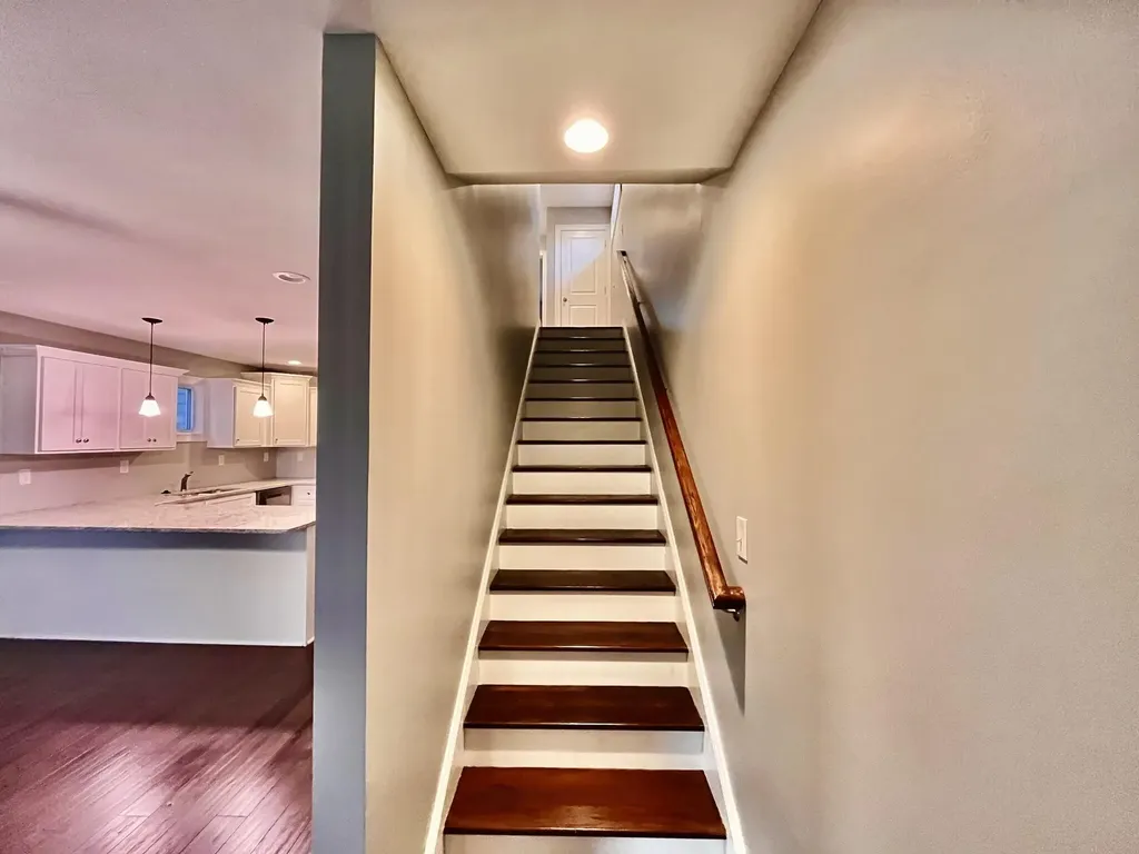 241 Devonia Avenue Lexington KY 40505
