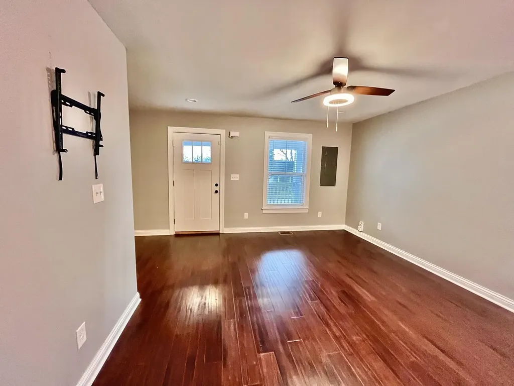 241 Devonia Avenue Lexington KY 40505