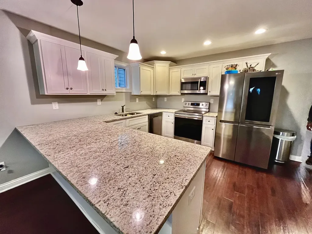 241 Devonia Avenue Lexington KY 40505