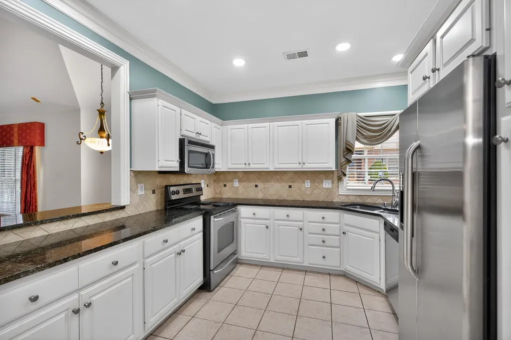 1429 Pine Needles Lane Lexington KY 40513
