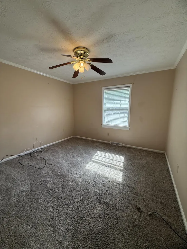 3924 Gladman Way Lexington KY 40514