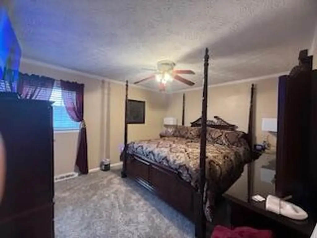 3924 Gladman Way Lexington KY 40514