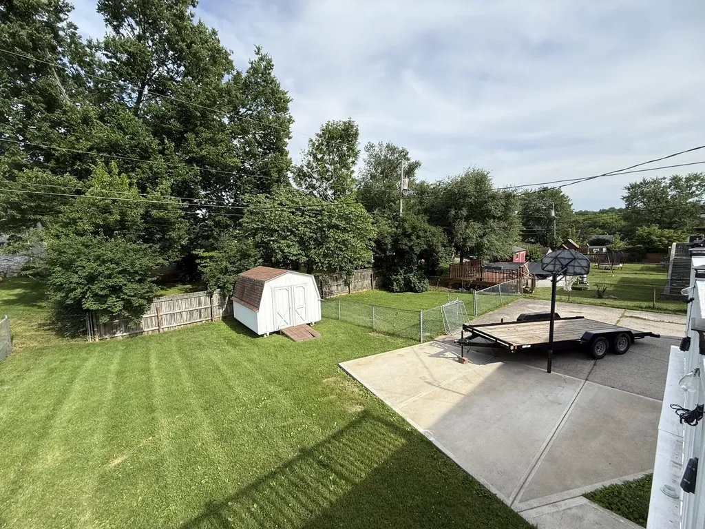 3924 Gladman Way Lexington KY 40514