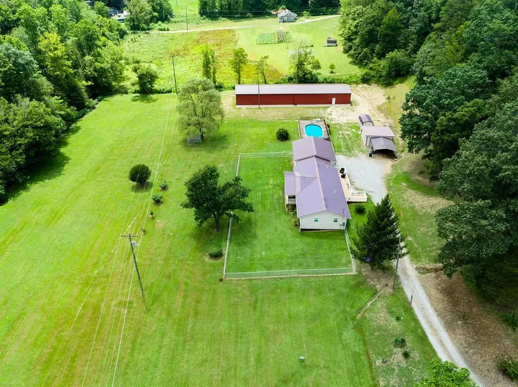 811 State Highway 1750 East Point KY 41216