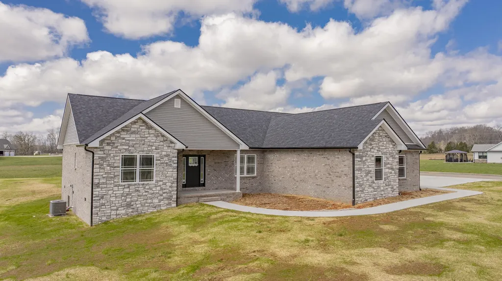 1941 S Shepola Road Nancy KY 42544