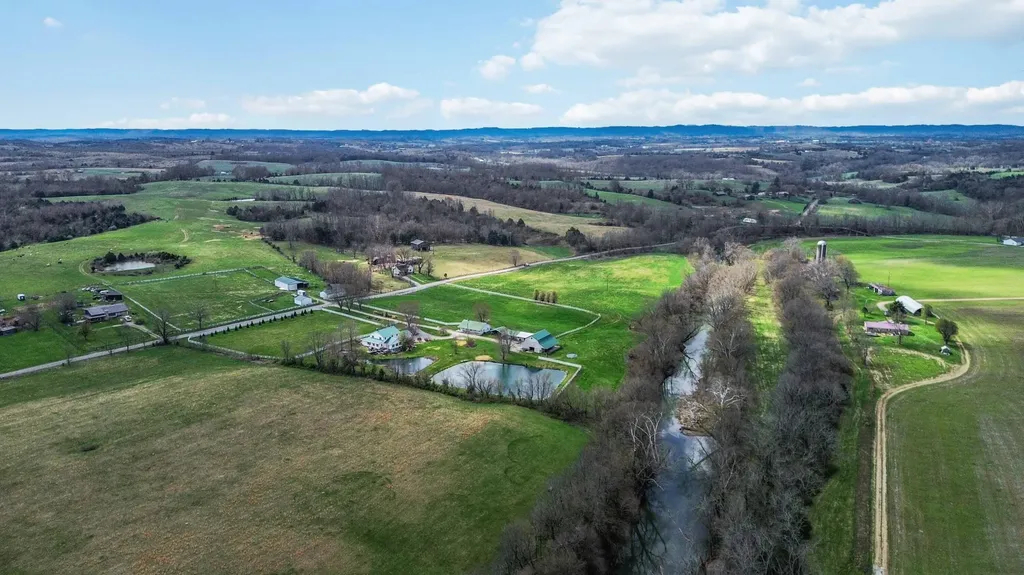 2620 Preachersville Road Stanford KY 40484