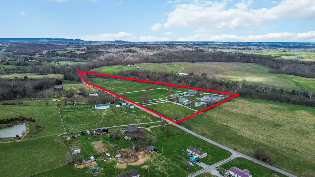 2620 Preachersville Road Stanford KY 40484