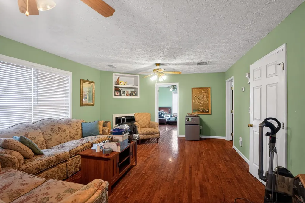 416 Bethlehem Road Waco KY 40385