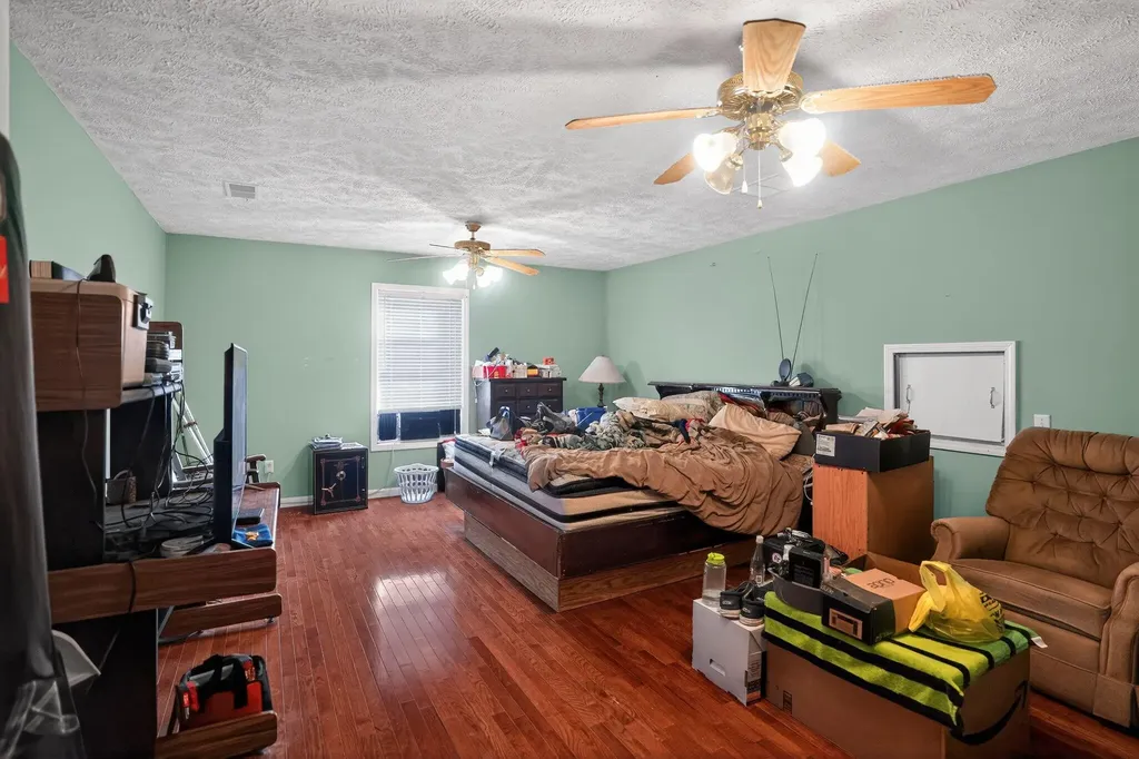 416 Bethlehem Road Waco KY 40385