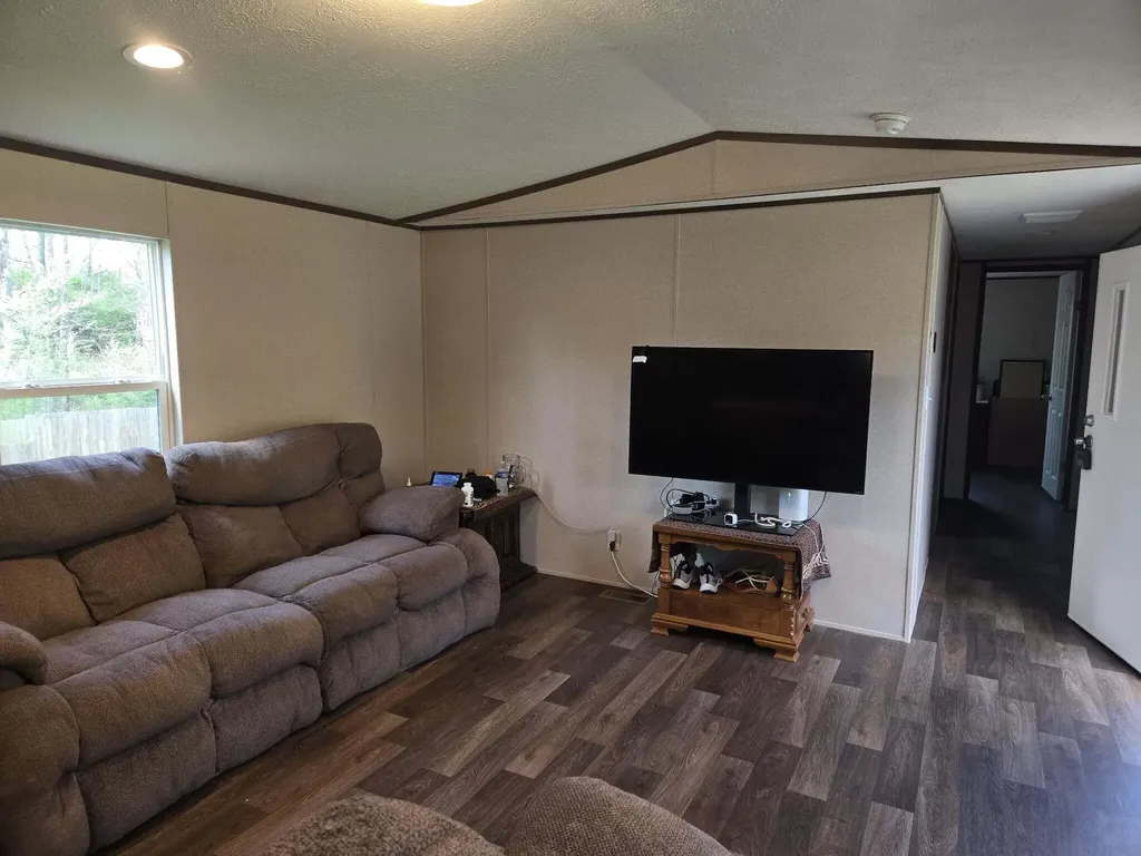 421 W Old Barbourville Road Corbin KY 40701