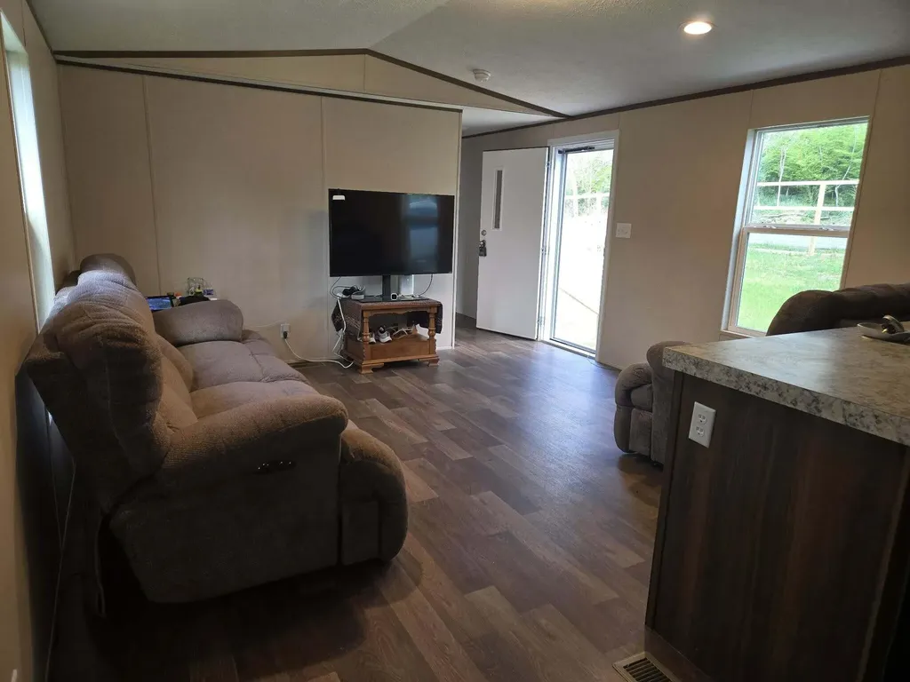 421 W Old Barbourville Road Corbin KY 40701