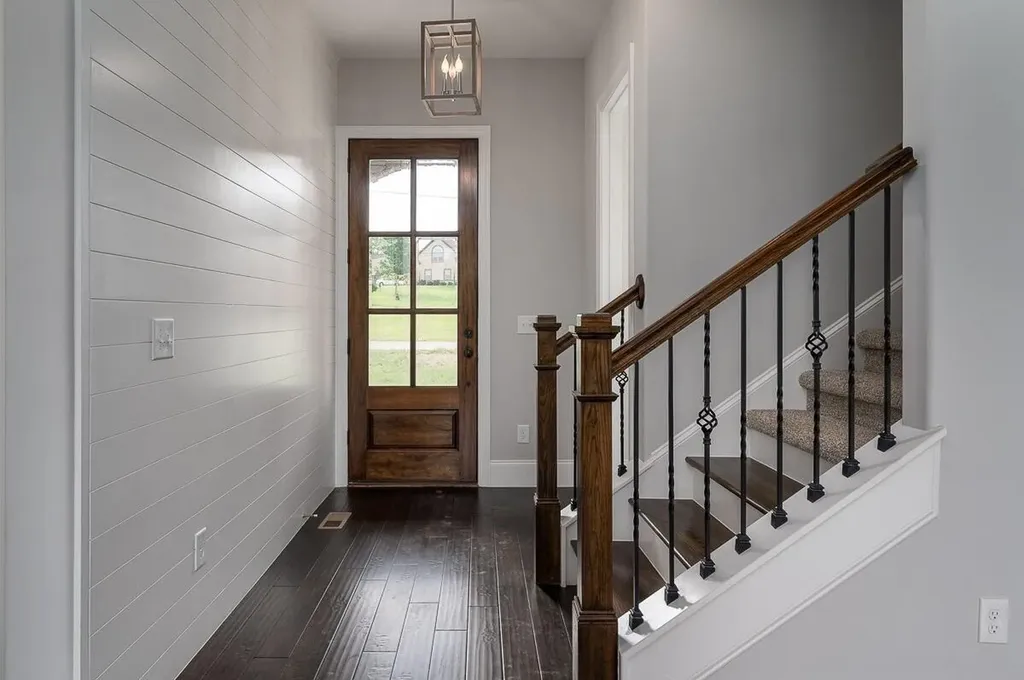 206 Wedgewood Circle Paris KY 40361