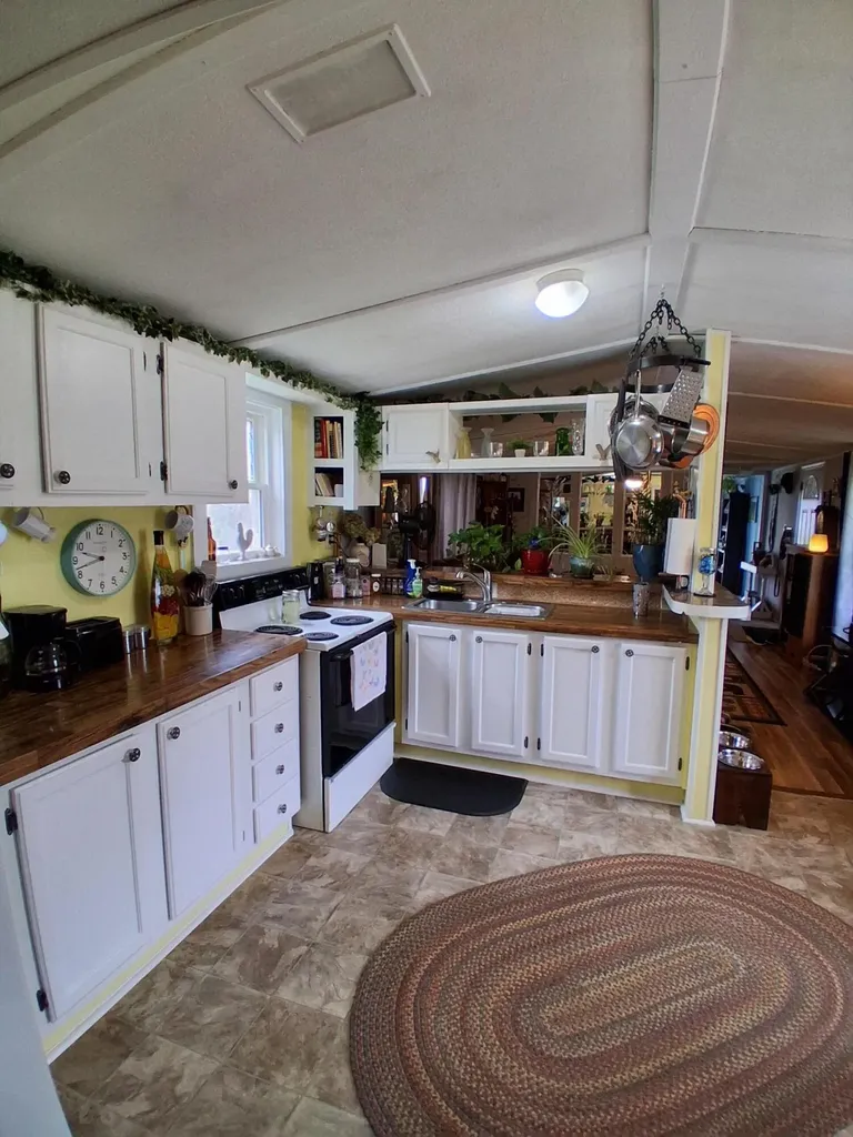 4693 Robinson Union Road Cynthiana KY 41031