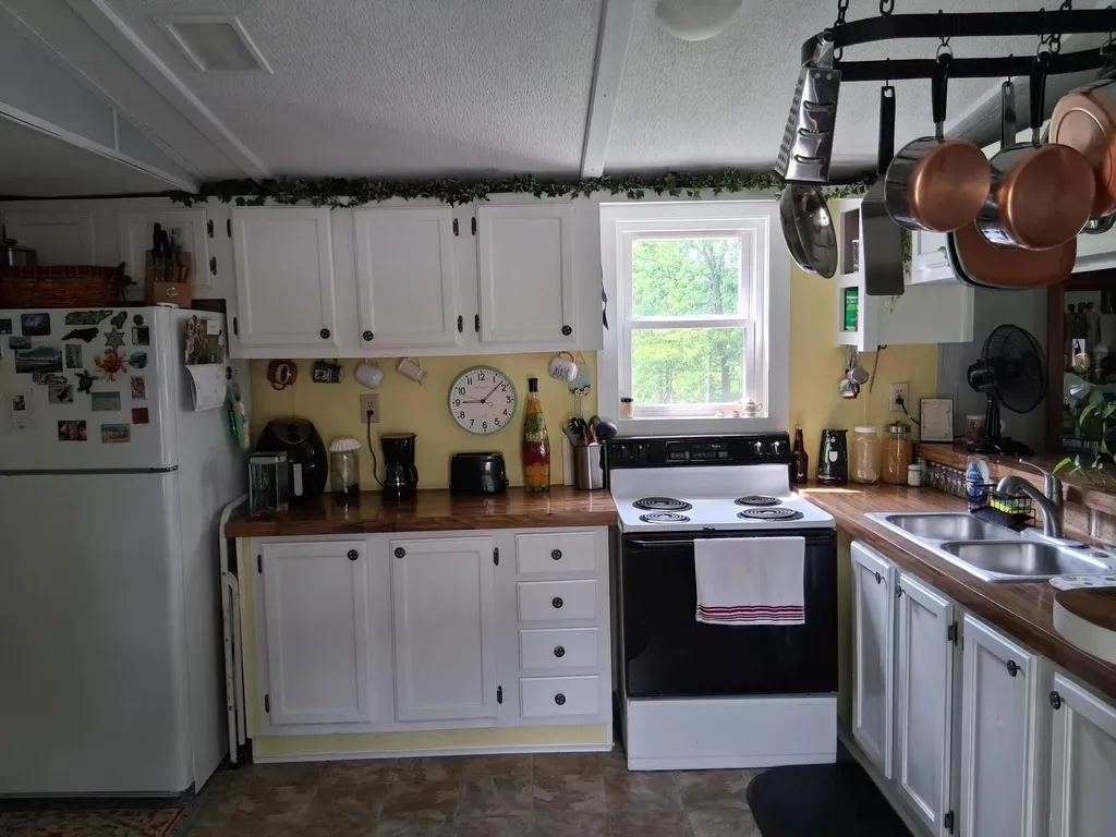 4693 Robinson Union Road Cynthiana KY 41031