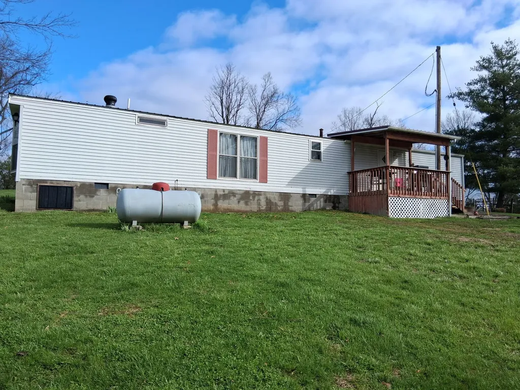 4693 Robinson Union Road Cynthiana KY 41031
