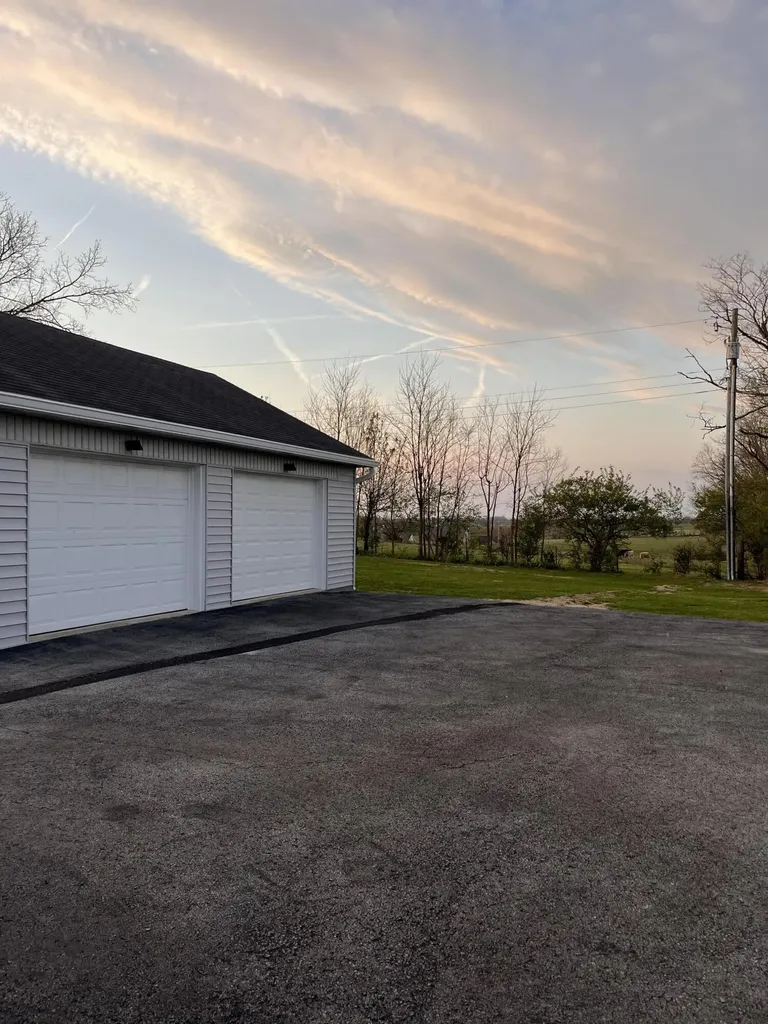 185 Cummins Ferry Road Salvisa KY 40372