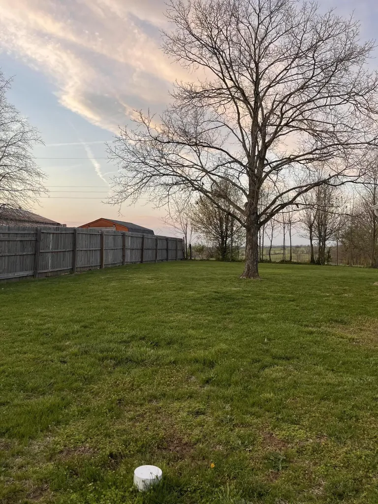 185 Cummins Ferry Road Salvisa KY 40372