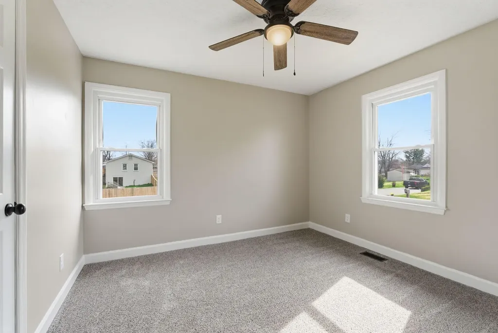 114 Cardinal Drive Lawrenceburg KY 40342