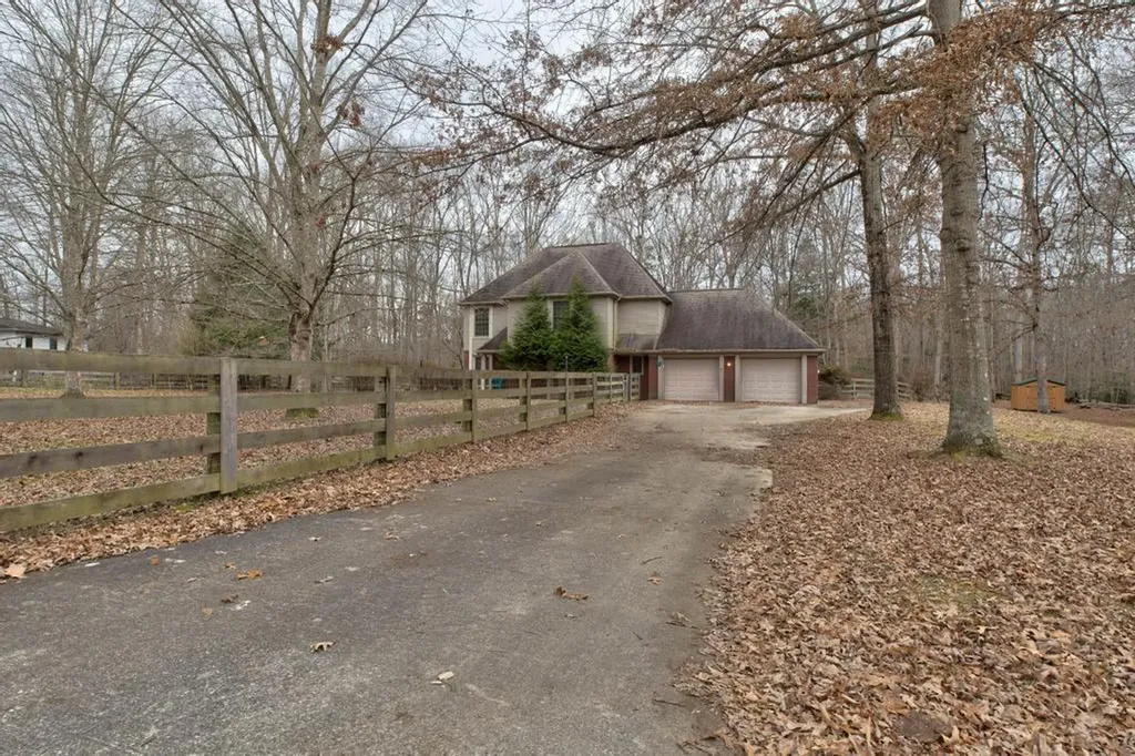 75 Secretariat Trail Corbin KY 40701