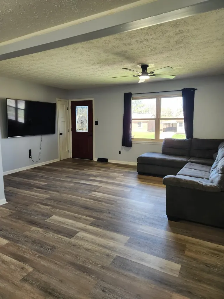 3191 Beaver Creek Drive Lexington KY 40517