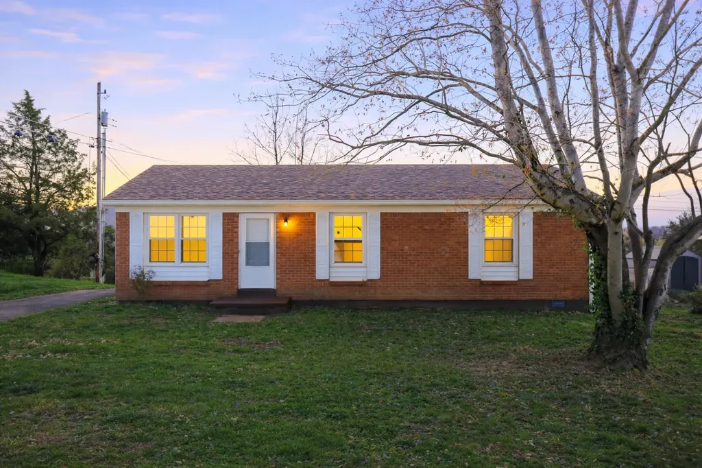 21 Raintree Court Irvine KY 40336