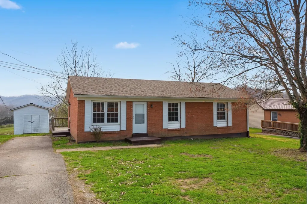 21 Raintree Court Irvine KY 40336