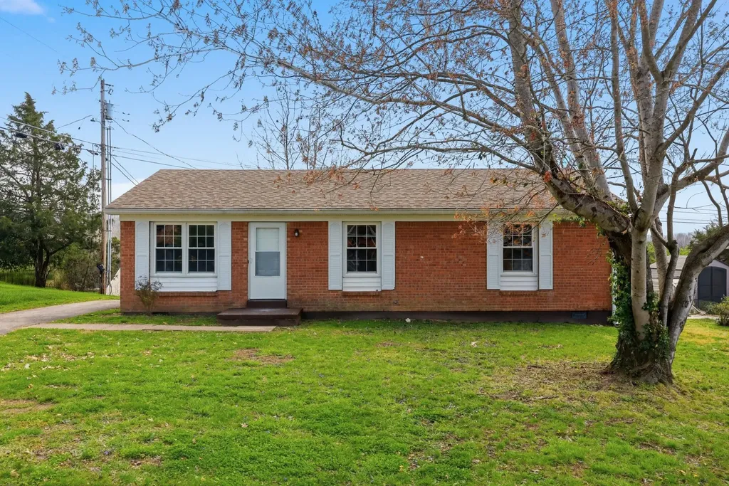 21 Raintree Court Irvine KY 40336