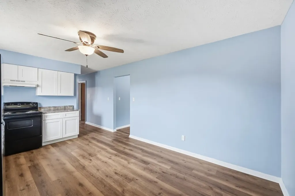 21 Raintree Court Irvine KY 40336