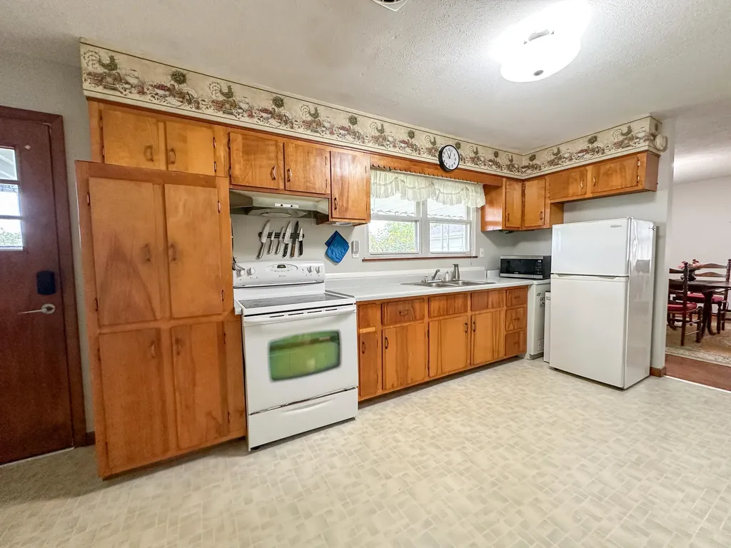 158 Fortenberry Road Russell Springs KY 42642